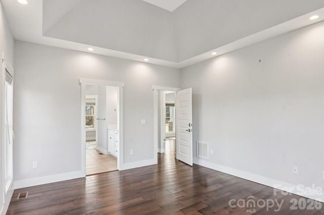 98 Hamilton Woods Lane, Etowah, NC 28729