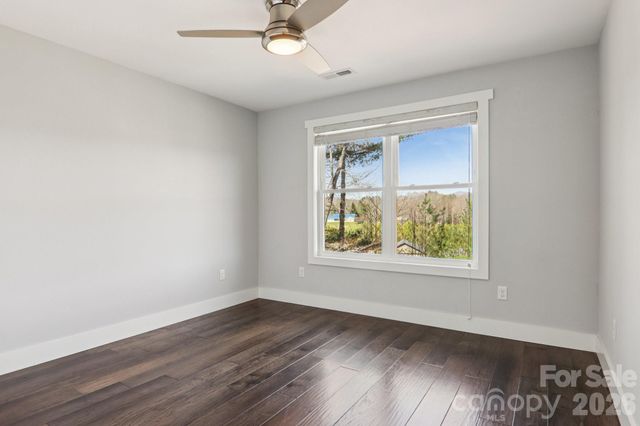 98 Hamilton Woods Lane, Etowah, NC 28729