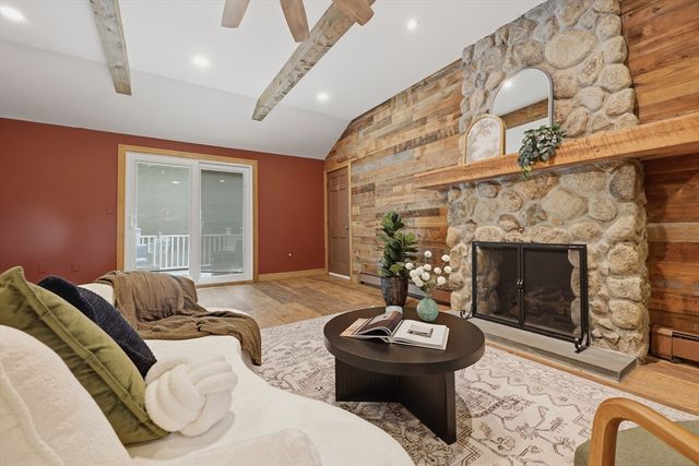 26 Kathleen Dr, Andover, MA 01810