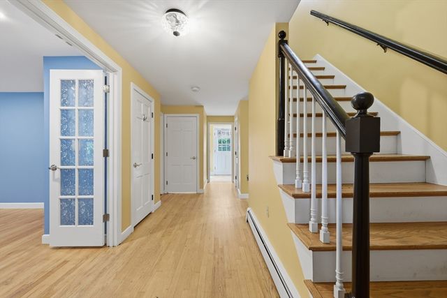 26 Kathleen Dr, Andover, MA 01810
