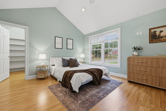 26 Kathleen Dr, Andover, MA 01810