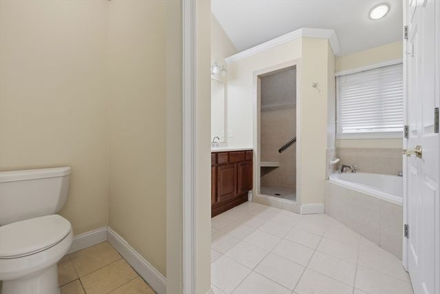 26 Kathleen Dr, Andover, MA 01810