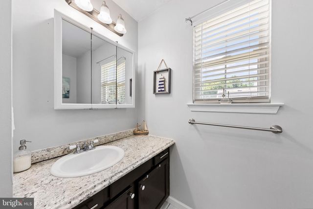 7706 HESSON LN, Pennsauken, NJ 08109