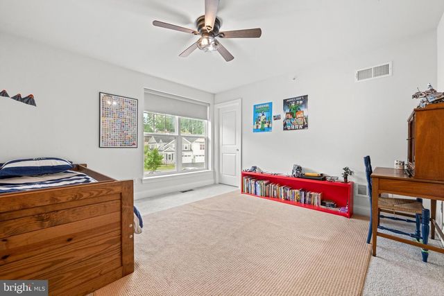 47 HUNTERS LN, Glen Mills, PA 19342