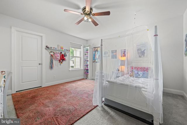 47 HUNTERS LN, Glen Mills, PA 19342
