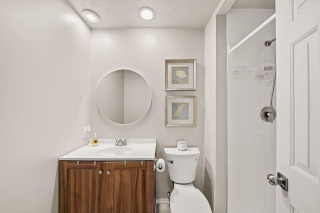 2205 Hilton Head Drive, Missouri City, TX 77459