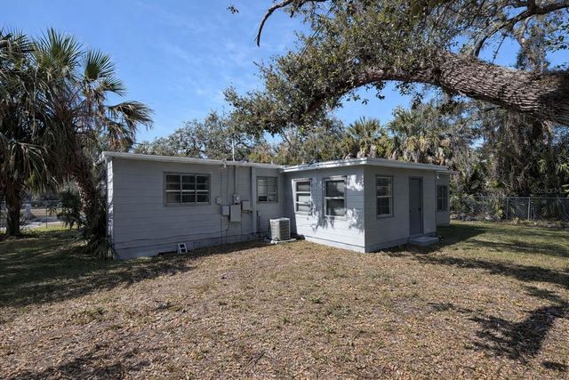 2332 GROVE STREET S, St Petersburg, FL 33705