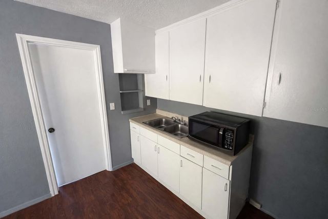 2332 GROVE STREET S, St Petersburg, FL 33705