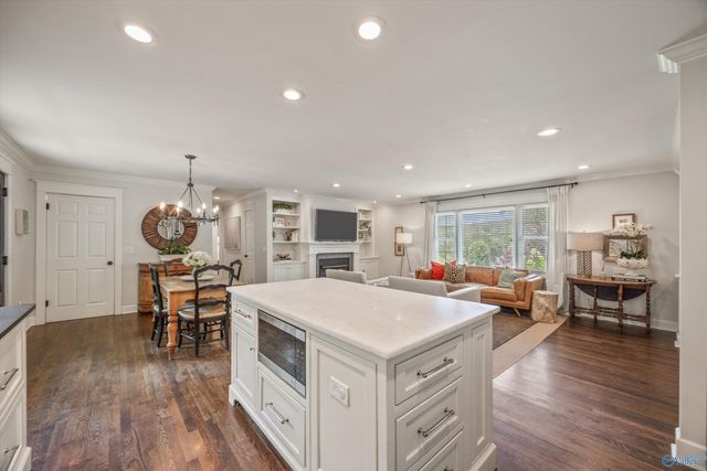 1600 Mountainbrook Drive SE, Huntsville, AL 35801