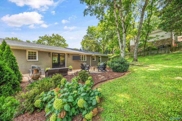 1600 Mountainbrook Drive SE, Huntsville, AL 35801