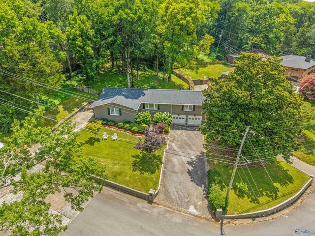 1600 Mountainbrook Drive SE, Huntsville, AL 35801