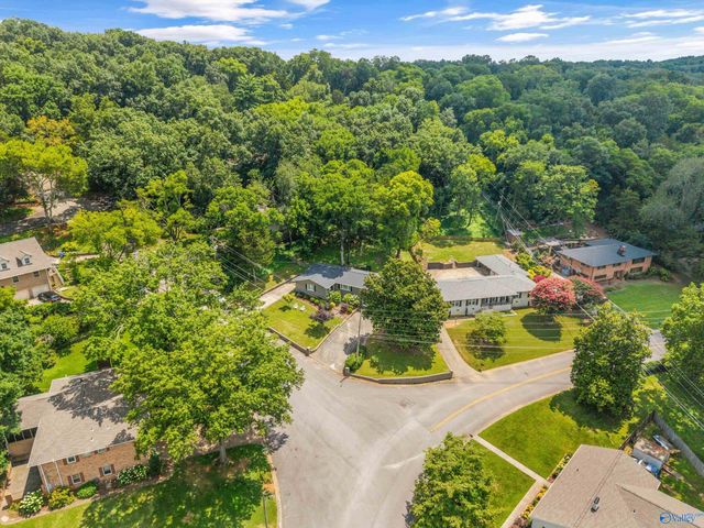 1600 Mountainbrook Drive SE, Huntsville, AL 35801