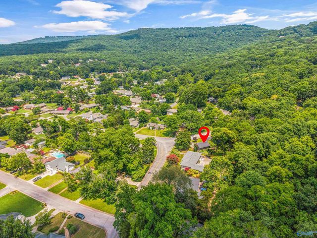 1600 Mountainbrook Drive SE, Huntsville, AL 35801