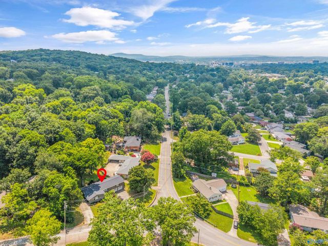 1600 Mountainbrook Drive SE, Huntsville, AL 35801
