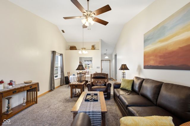 725 Chestnut Lane, Brownsburg, IN 46112