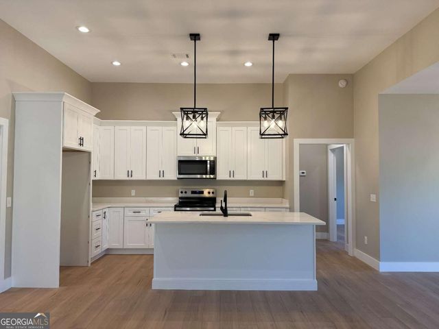 113 Mill Stone Lane SE, Calhoun, GA 30701