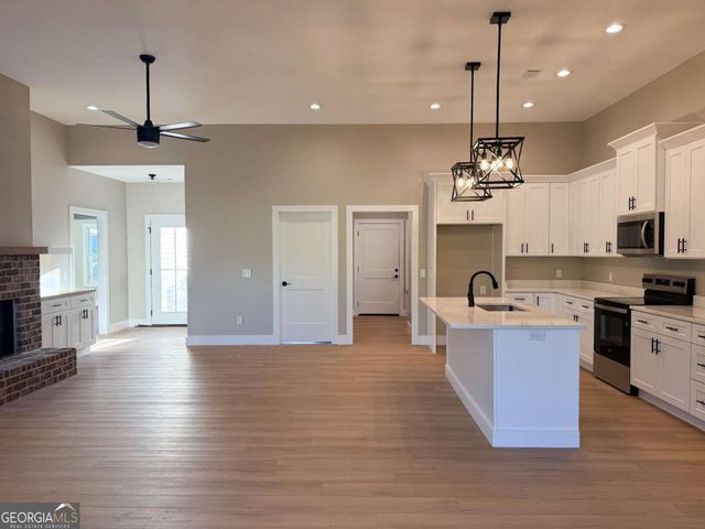 113 Mill Stone Lane SE, Calhoun, GA 30701