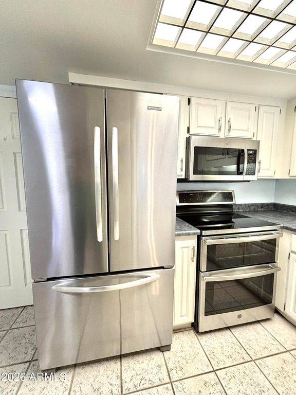 10330 W THUNDERBIRD Boulevard A132, Sun City, AZ 85351 — photo 4