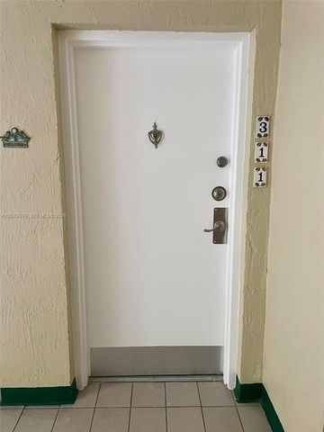 8320 NW 8th Street 2-311, Miami, FL 33126