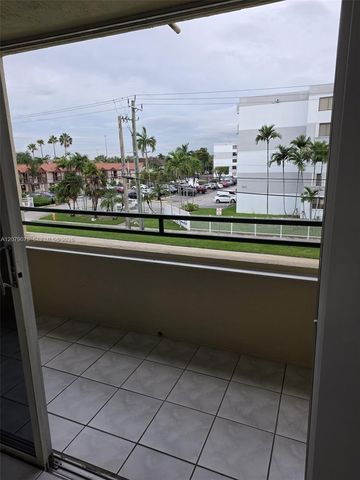 8320 NW 8th Street 2-311, Miami, FL 33126