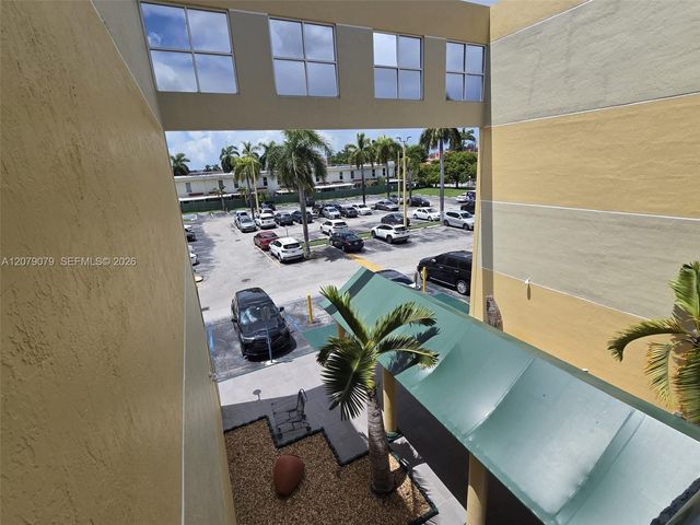 8320 NW 8th Street 2-311, Miami, FL 33126