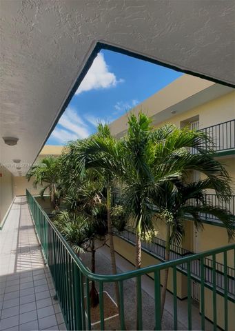 8320 NW 8th Street 2-311, Miami, FL 33126