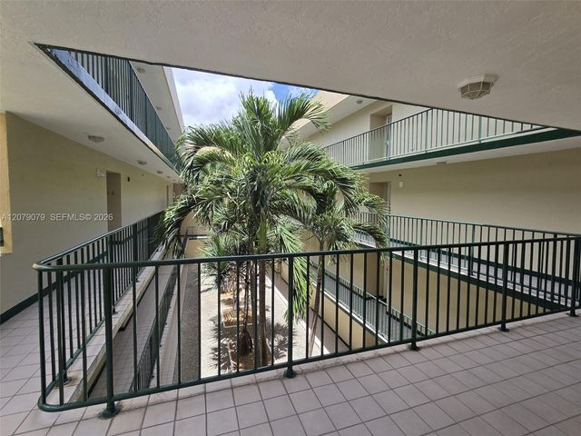 8320 NW 8th Street 2-311, Miami, FL 33126