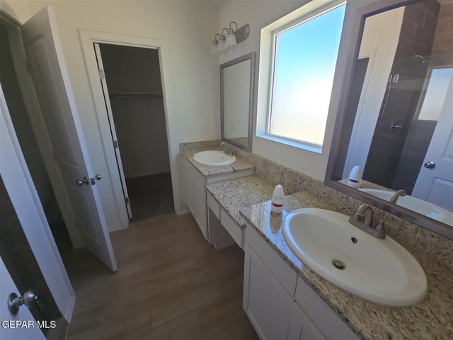 1313 MEADOW Road, Canutillo, TX 79835