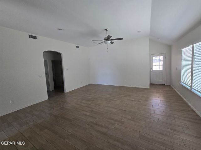 1313 MEADOW Road, Canutillo, TX 79835