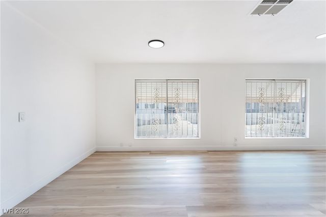 4980 Ridge Drive, Las Vegas, NV 89103