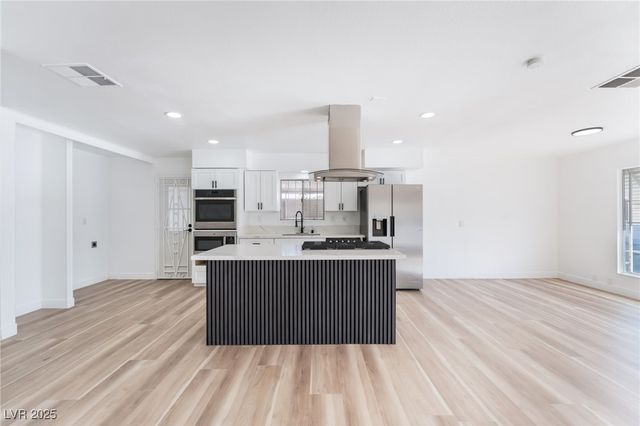 4980 Ridge Drive, Las Vegas, NV 89103