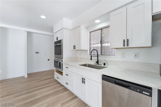 4980 Ridge Drive, Las Vegas, NV 89103