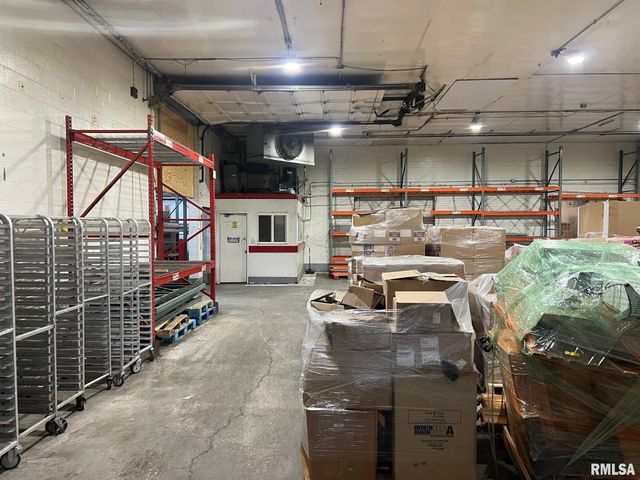 500 46TH Street, Rock Island, IL 61201