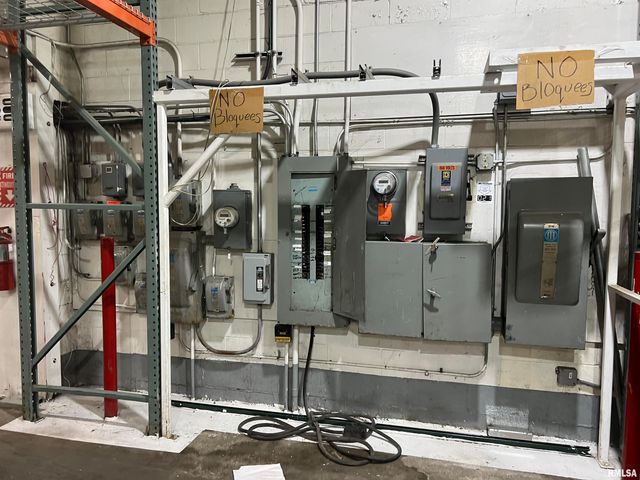 500 46TH Street, Rock Island, IL 61201