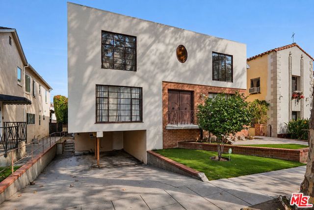 314 N Almont Drive, Beverly Hills, CA 90211