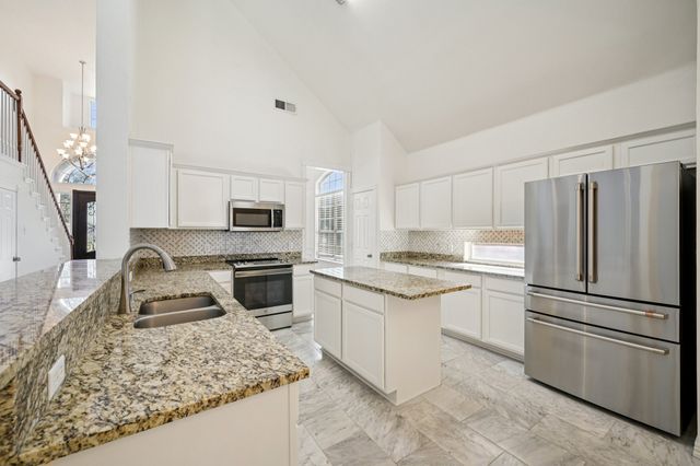 3873 Gillespie Drive, Carrollton, TX 75010