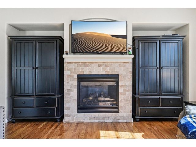 898 Jarvis Dr, Erie, CO 80516