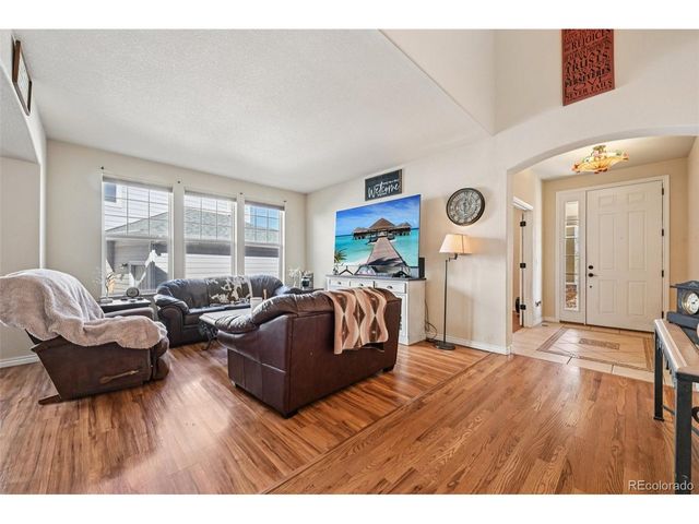 898 Jarvis Dr, Erie, CO 80516