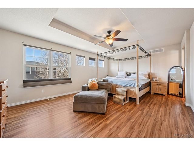 898 Jarvis Dr, Erie, CO 80516
