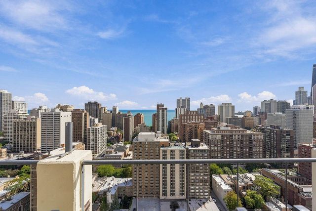 1355 N Sandburg Terrace 1801D, Chicago, IL 60610