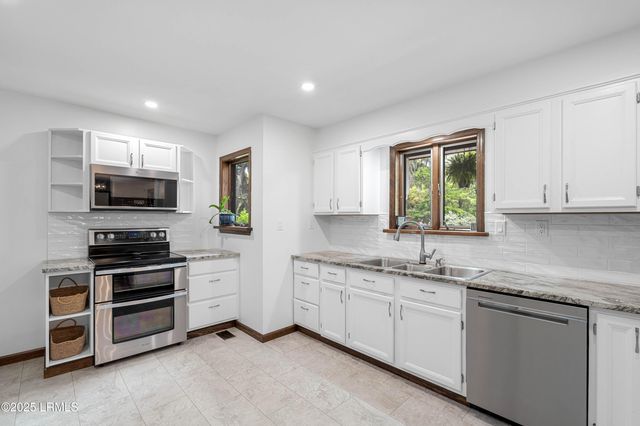 1806 Courtland Street, Port Royal, SC 29935