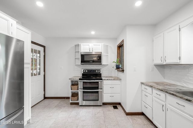 1806 Courtland Street, Port Royal, SC 29935