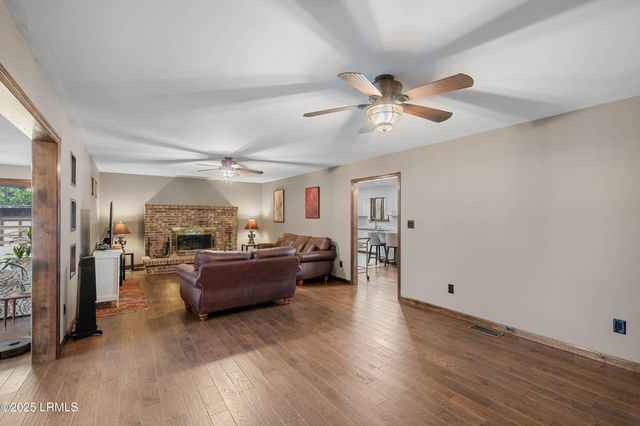 1806 Courtland Street, Port Royal, SC 29935