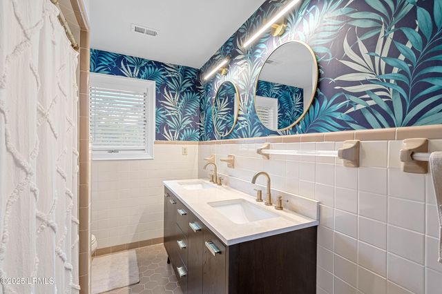 1806 Courtland Street, Port Royal, SC 29935