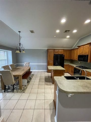 1035 Cressmont Street, Bossier City, LA 71111