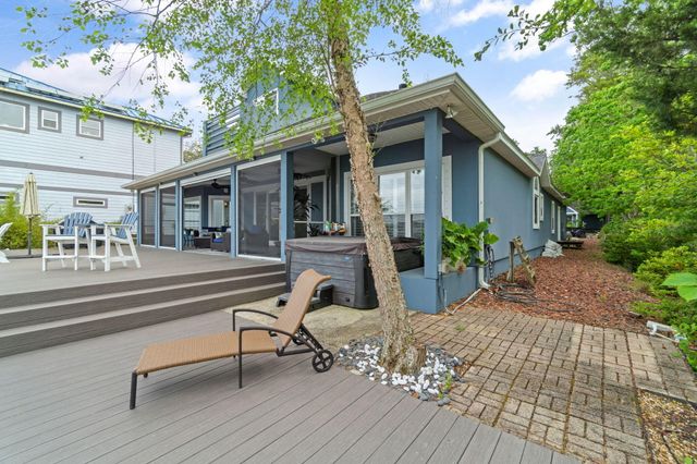 6711 Tom King Bayou Road, Navarre, FL 32566