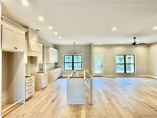 11954 Meadowview, Northport, AL 35475