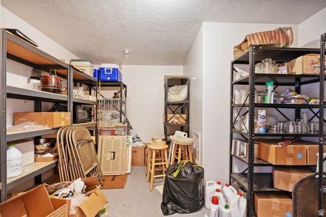 1292 E 2675 N, Layton, UT 84040