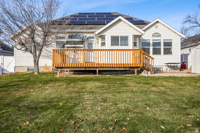 1292 E 2675 N, Layton, UT 84040