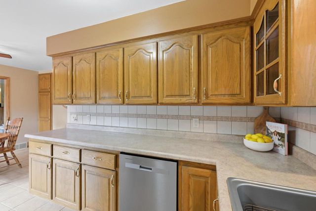 7003 Park Circle, Middleton, WI 53562